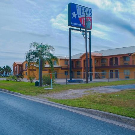 Texas Inn San Benito Near Harlingen المظهر الخارجي الصورة