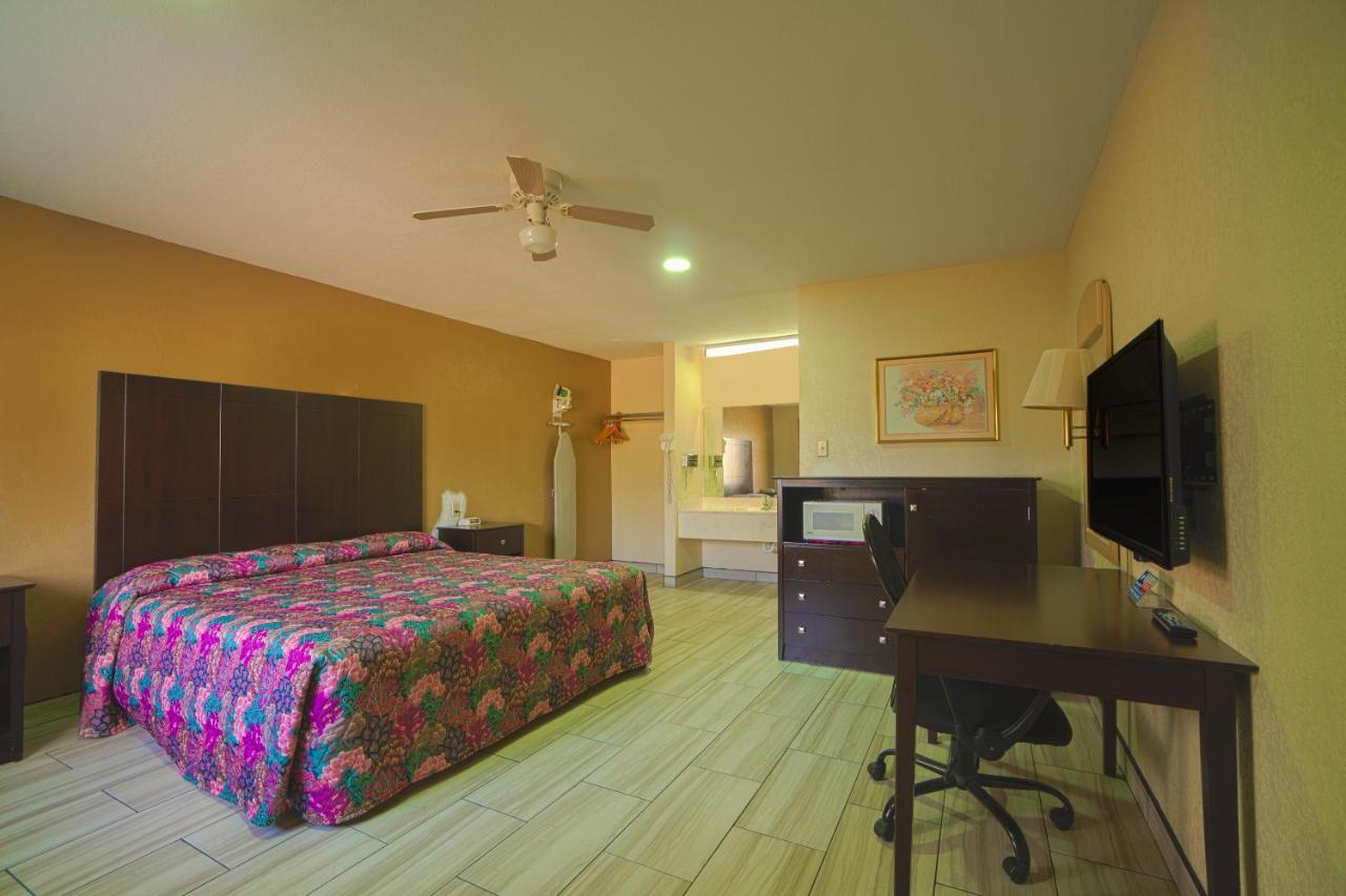 Texas Inn San Benito Near Harlingen المظهر الخارجي الصورة