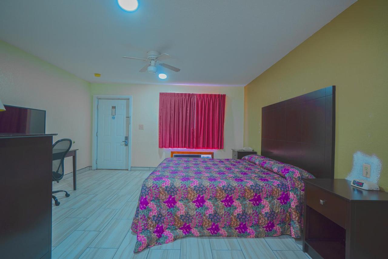 Texas Inn San Benito Near Harlingen المظهر الخارجي الصورة