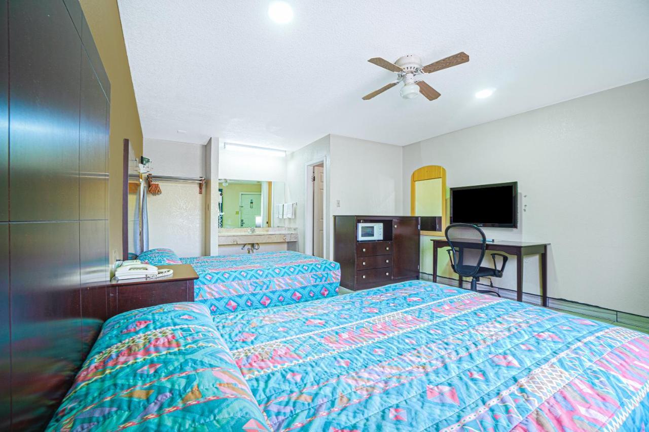Texas Inn San Benito Near Harlingen المظهر الخارجي الصورة