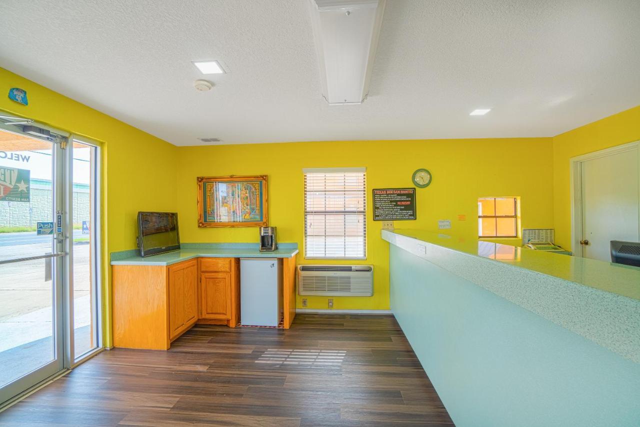 Texas Inn San Benito Near Harlingen المظهر الخارجي الصورة