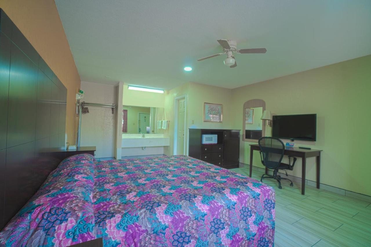 Texas Inn San Benito Near Harlingen المظهر الخارجي الصورة