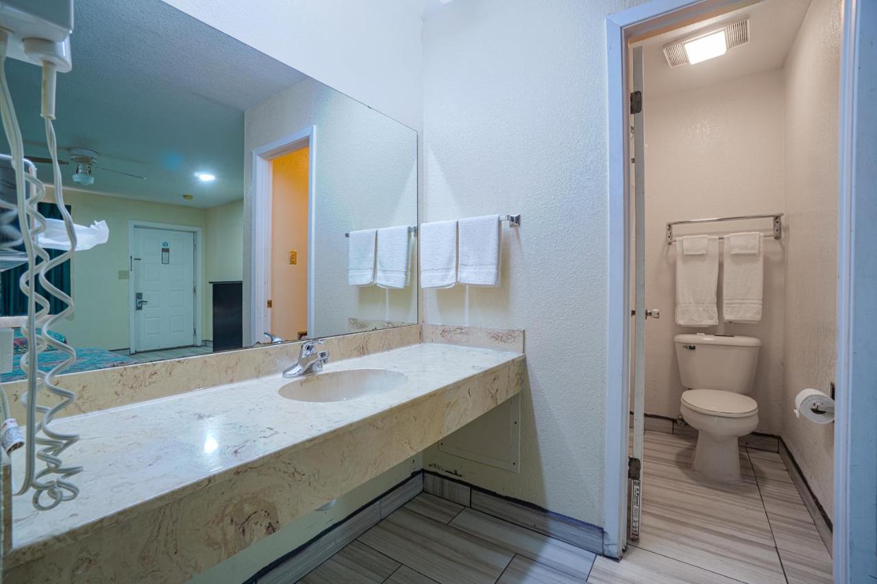 Texas Inn San Benito Near Harlingen المظهر الخارجي الصورة