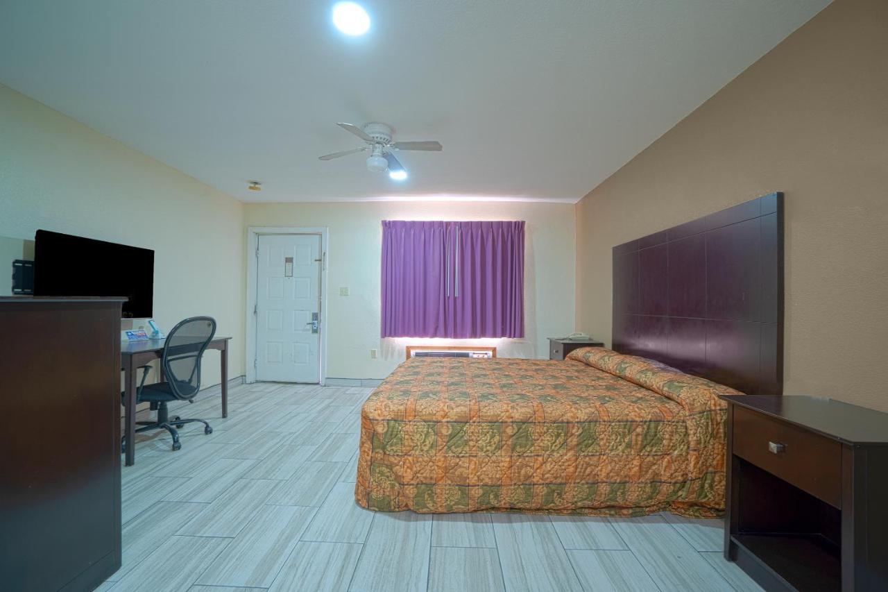 Texas Inn San Benito Near Harlingen المظهر الخارجي الصورة