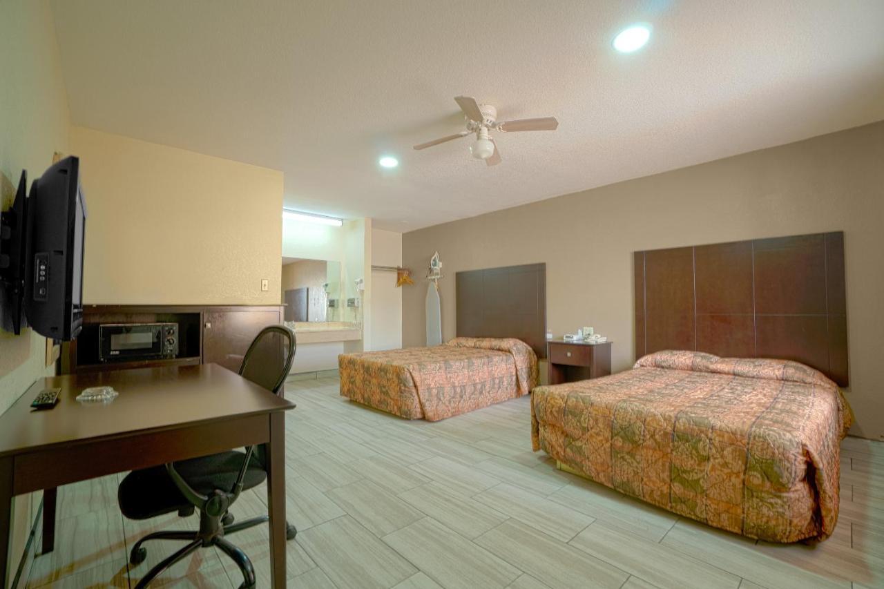 Texas Inn San Benito Near Harlingen المظهر الخارجي الصورة