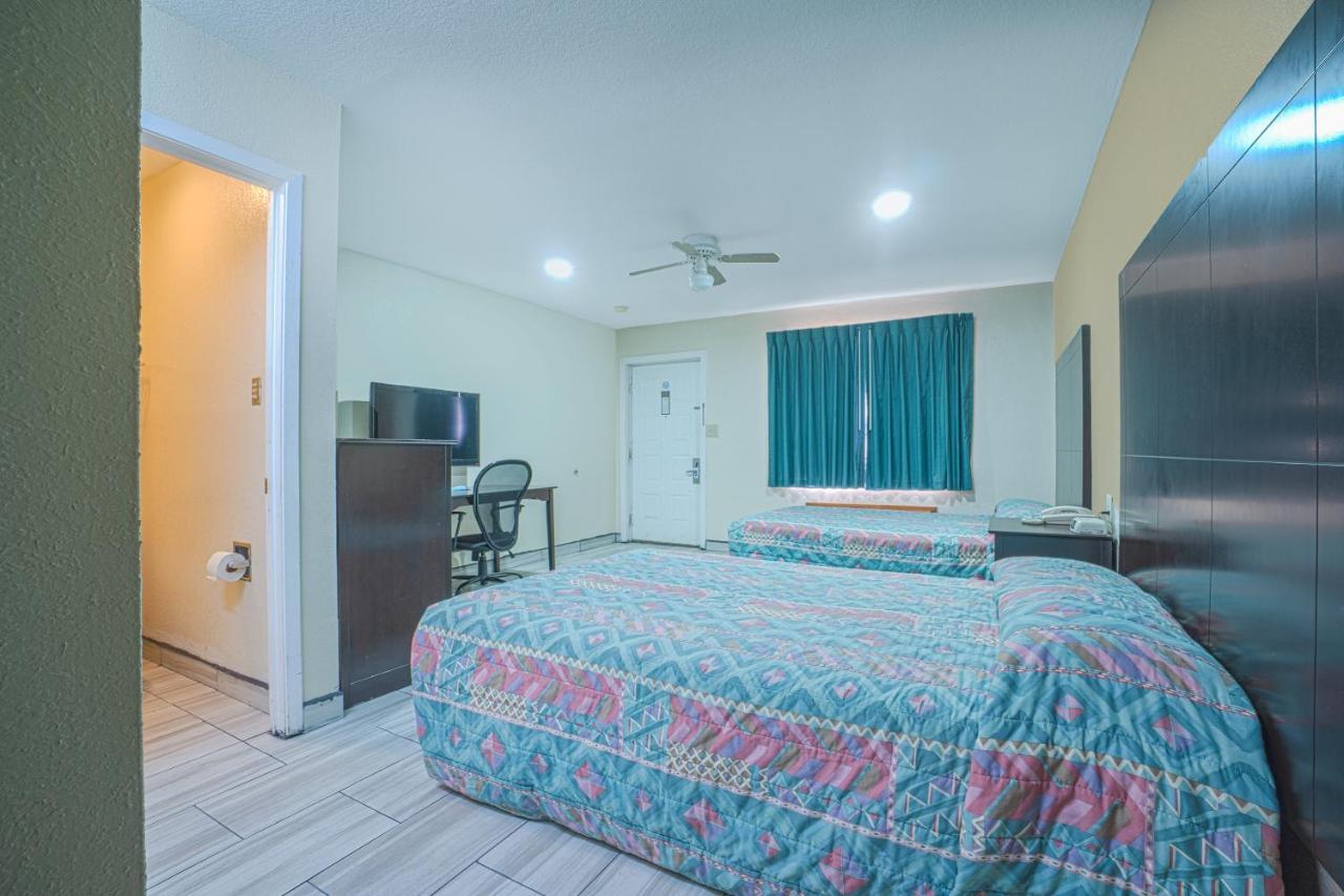 Texas Inn San Benito Near Harlingen المظهر الخارجي الصورة
