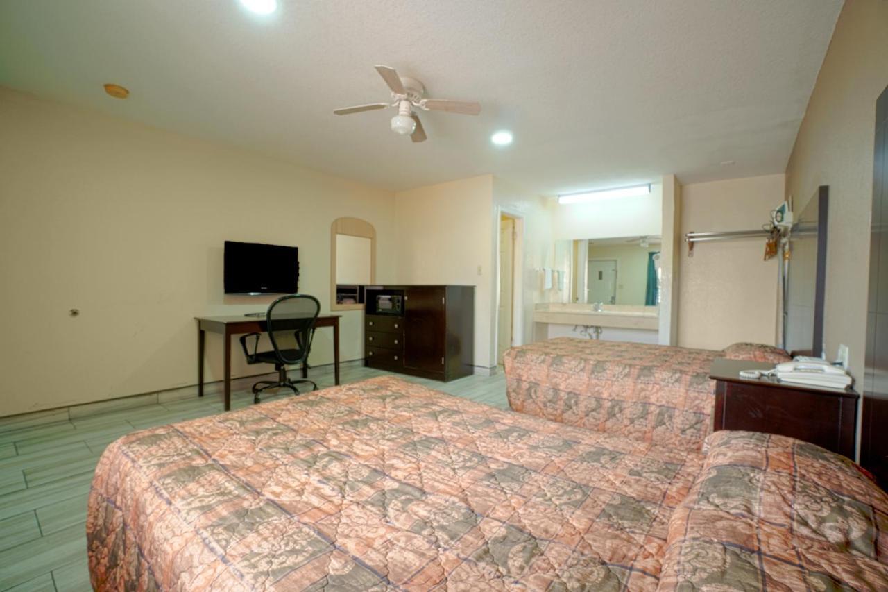 Texas Inn San Benito Near Harlingen المظهر الخارجي الصورة