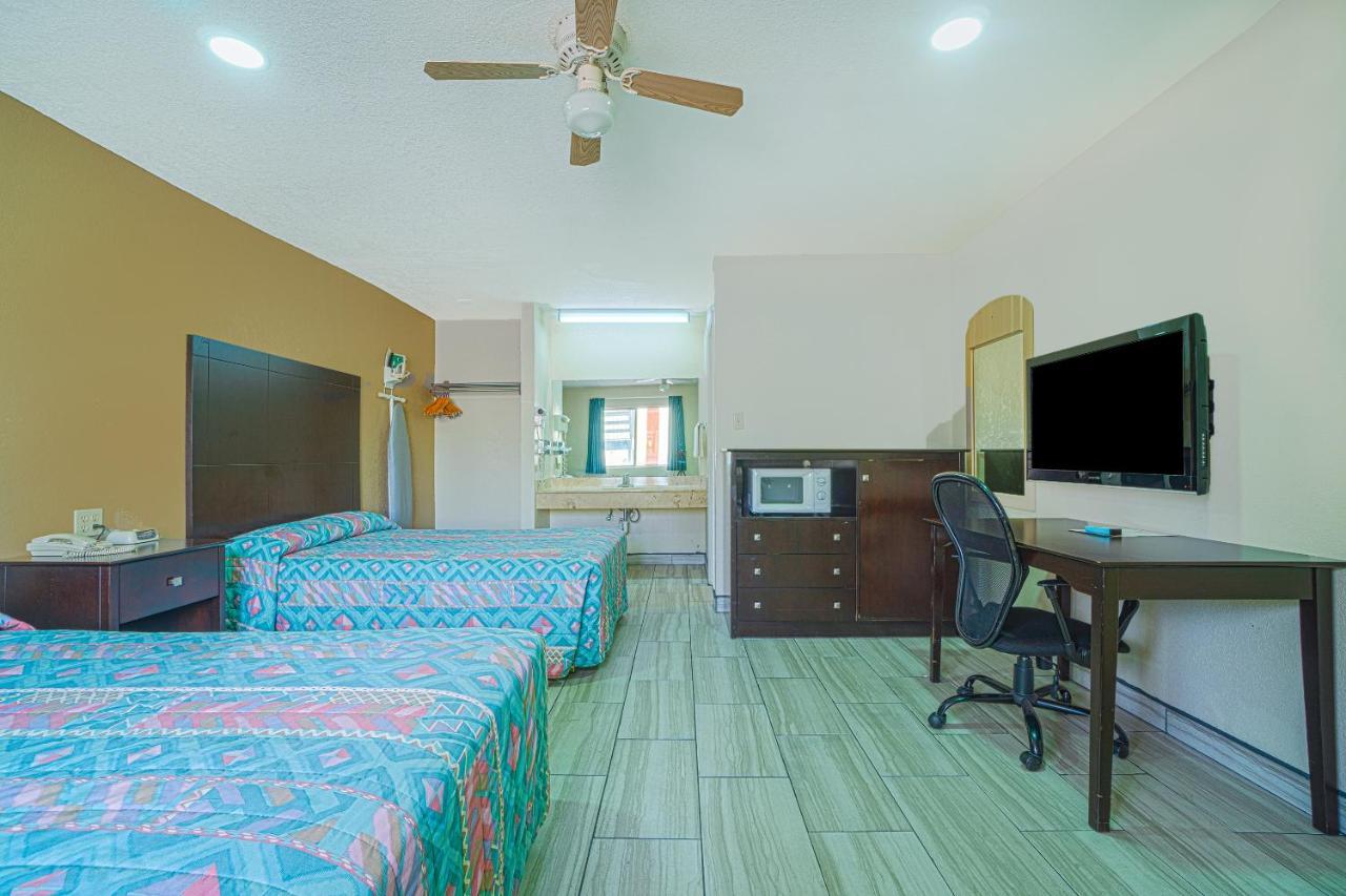 Texas Inn San Benito Near Harlingen المظهر الخارجي الصورة